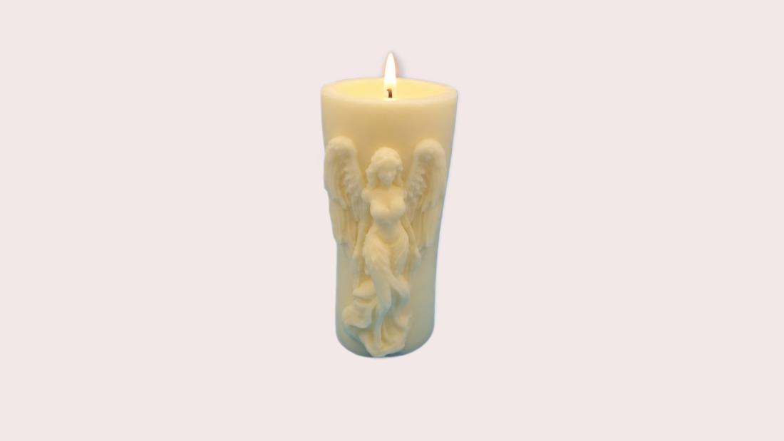 Ange De Lumière