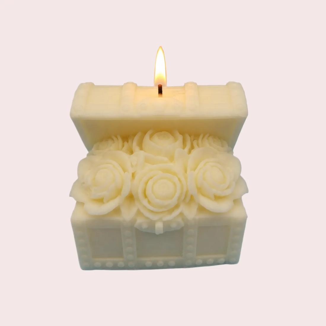 Bougie Coffre Fleuri – Coffre de roses décoratif et raffiné